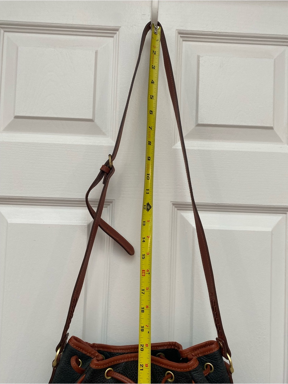 Liz Claiborne Black and Brown Pebbled Leather Drawstring Shoulder Bag - Picture 7 of 12